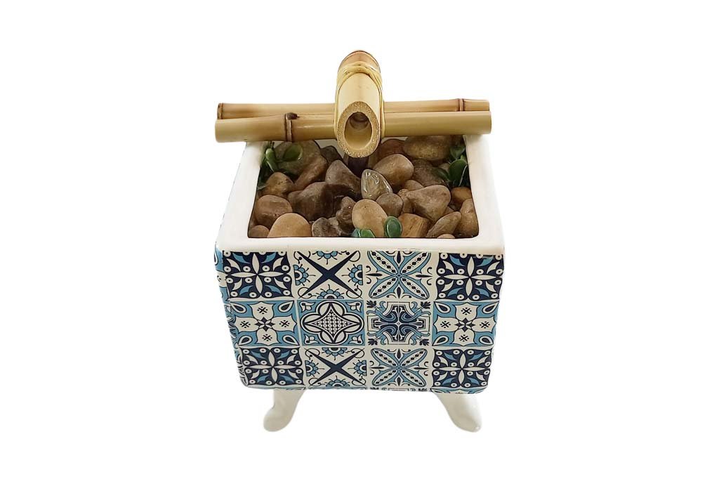 Azulejo Portugues Azul Claro 1 1024x682 Media Fonte Decorativa Agua Cascata Feng Shui Azulejo Portugues Azul Claro