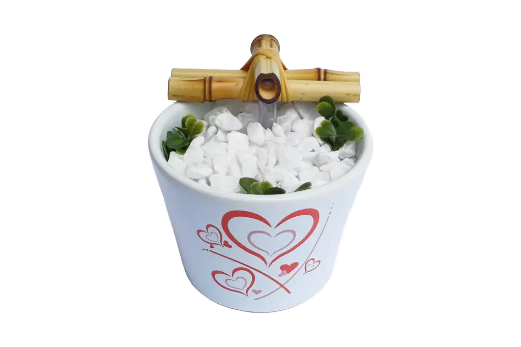 Love 1 Pedra Branca 1024x682 60 branca Fonte Cascata Love