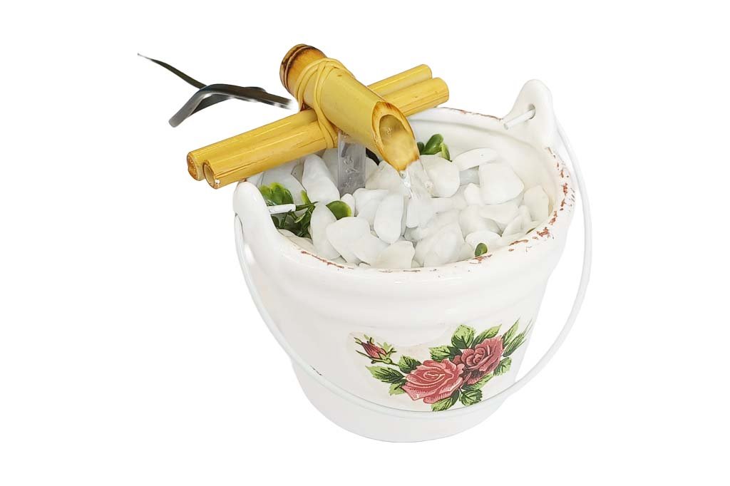 Balde Rosas Branco 3 1024x682 Media Fonte de Água Balde Rosas Branco