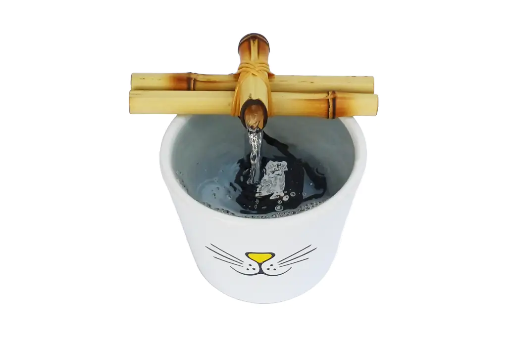 Fonte de Agua para Gatos Felina Bivolt